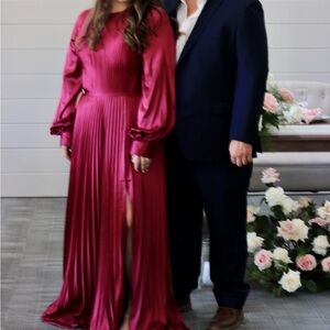 MAC DUGGAL PLEATED HIGH NECK RAGLAN LONG SLEEVE SIDE SLIT GOWN